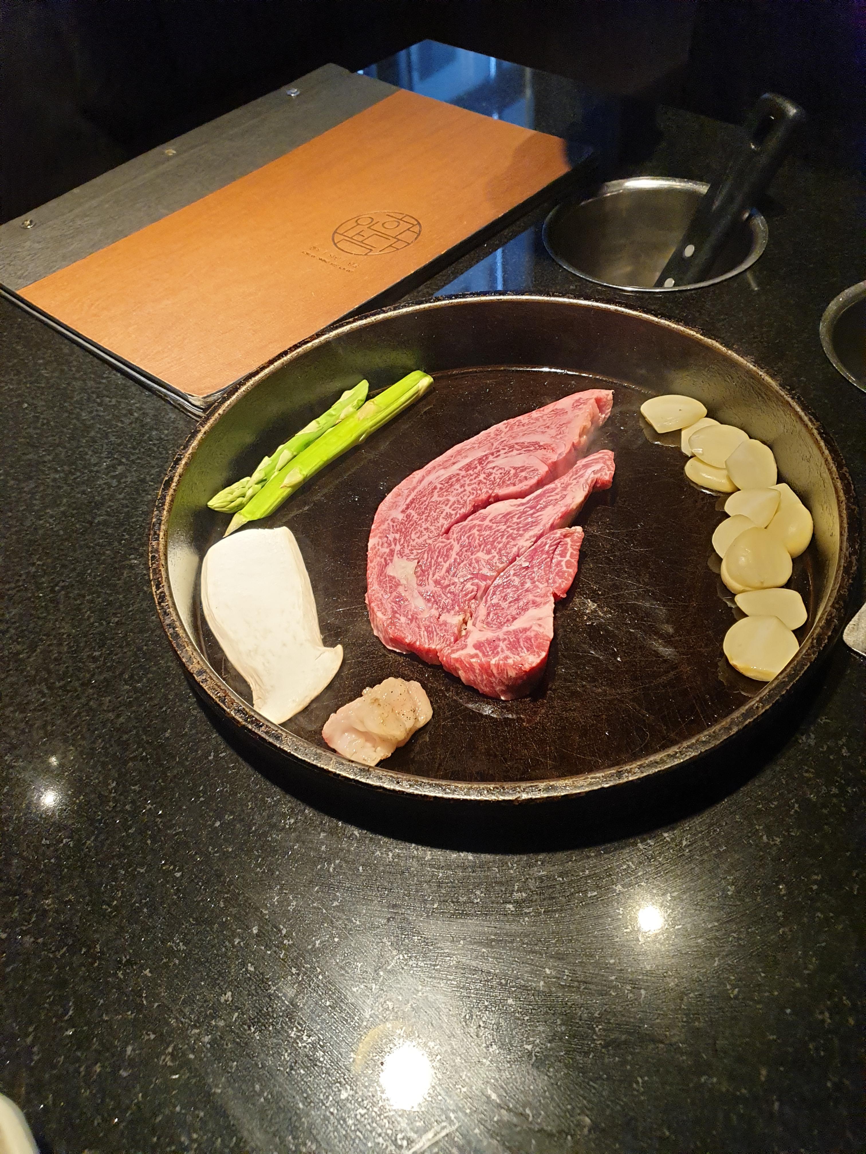 [한남동] 한우맛집 한와담 한남본점 방문 후기(ft. 홈플러스 와인 추천)