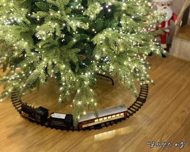 크리스마스트리-기차-모형