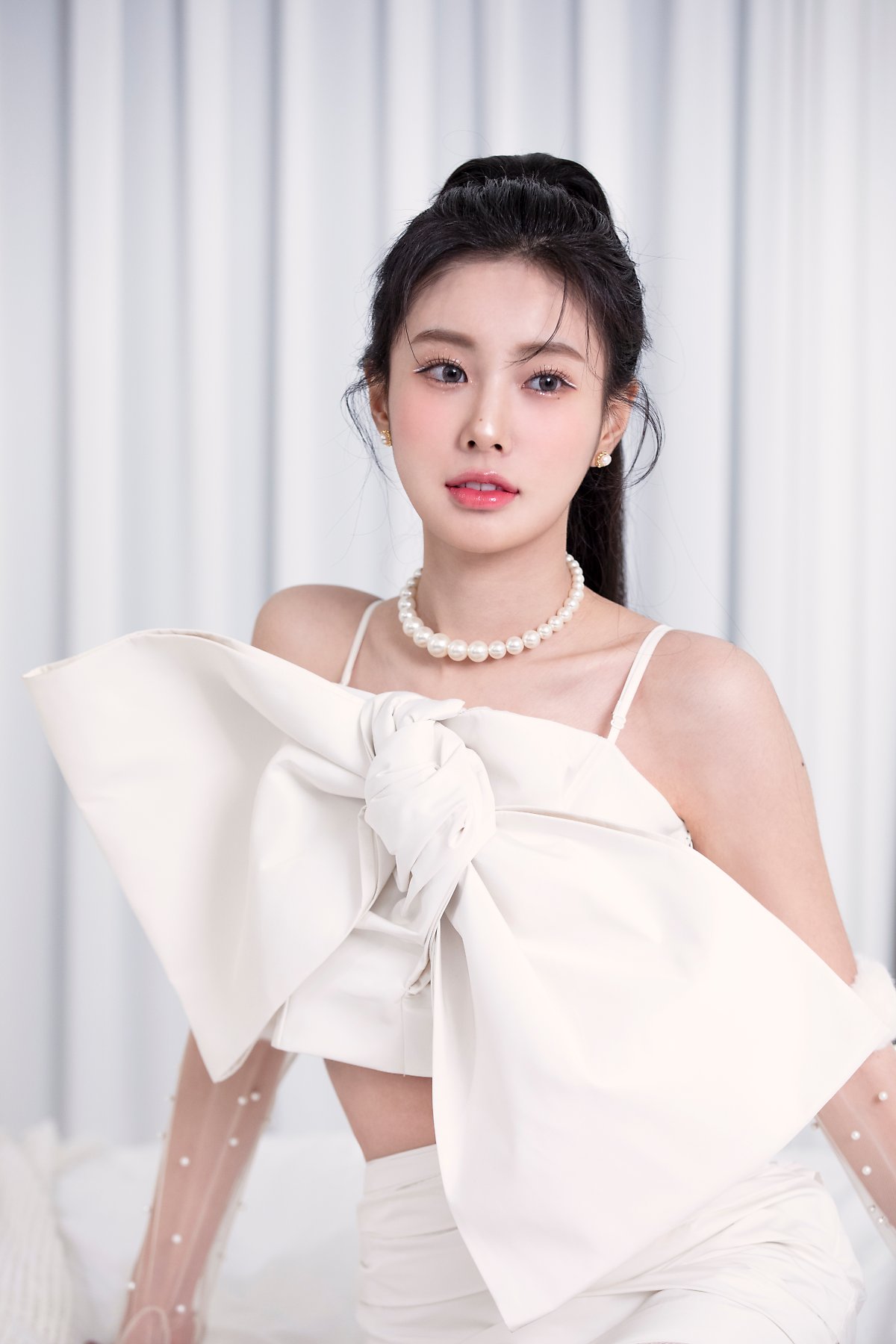  강혜원 ‘W’ 자켓 화보 촬영 비하인드