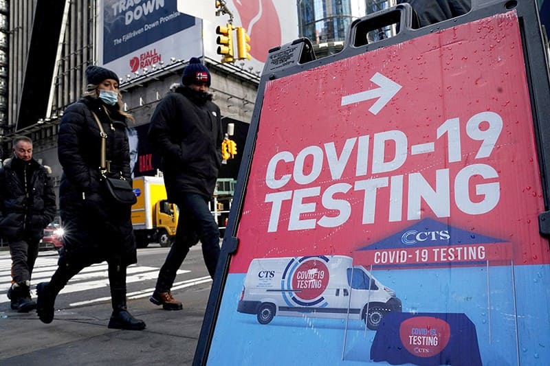 "증가하고 있는 영국의 코로나 재감염(COVID reinfections)" 네이처
