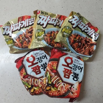 오징어짬뽕과 짜파게티