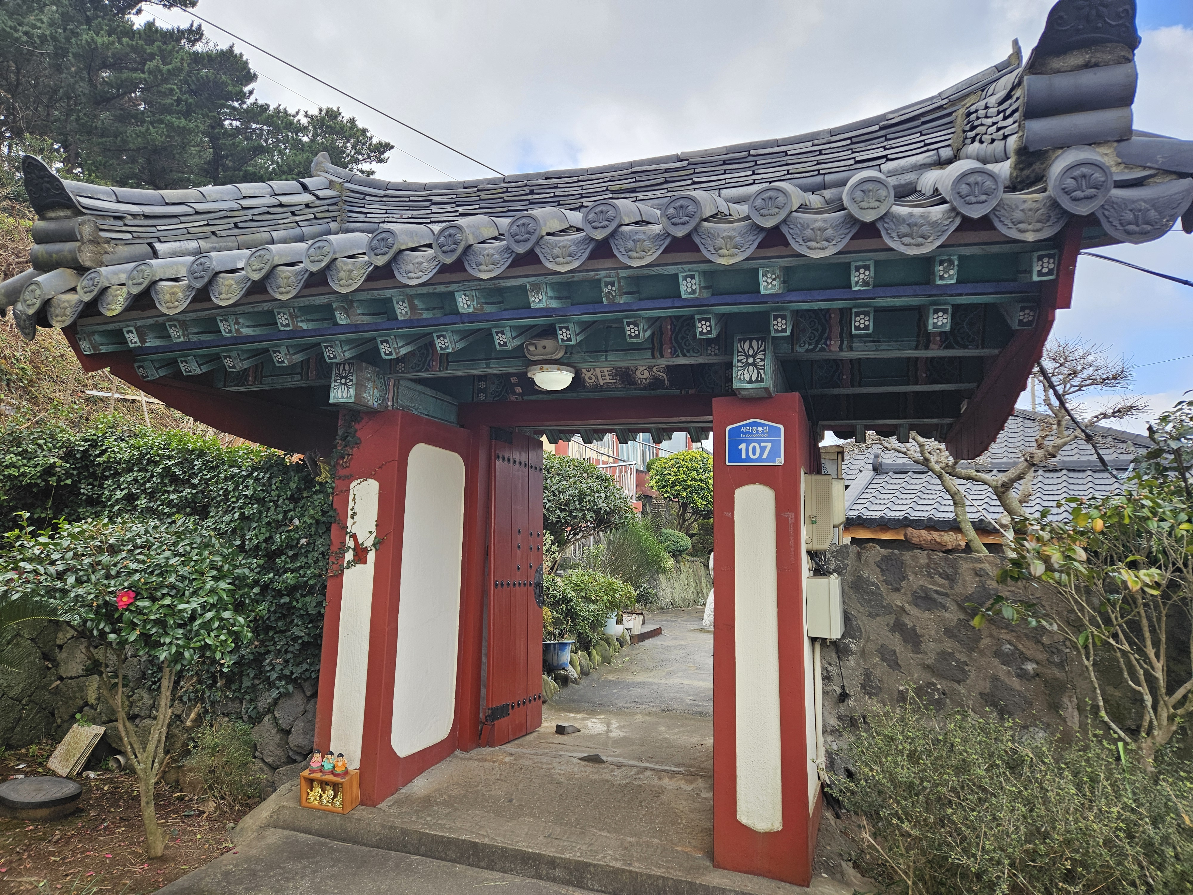제주 사라봉 사찰, 바다전망 좋은 사라사 - 일상행복 주식회사 이미지