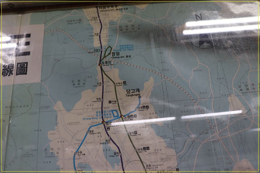 김포 전철노선도 5호선 김포공항역에 설치된, 21