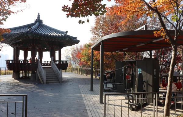 금천구 관악산근린공원 내 독산배수지 상부 공원을 재조성했다. ⓒ조송연