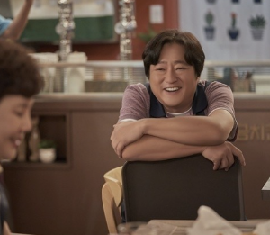 구필수는 없다 등장인물 구필수(곽도원) 5