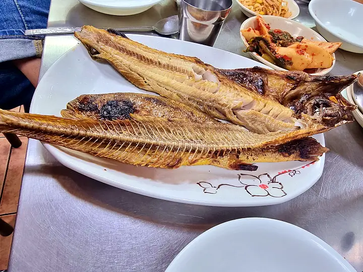 생방송오늘저녁 생선구이 20년 전통 고등어 갈치 임연수 제철 청어 굴비 백반 맛집 추천