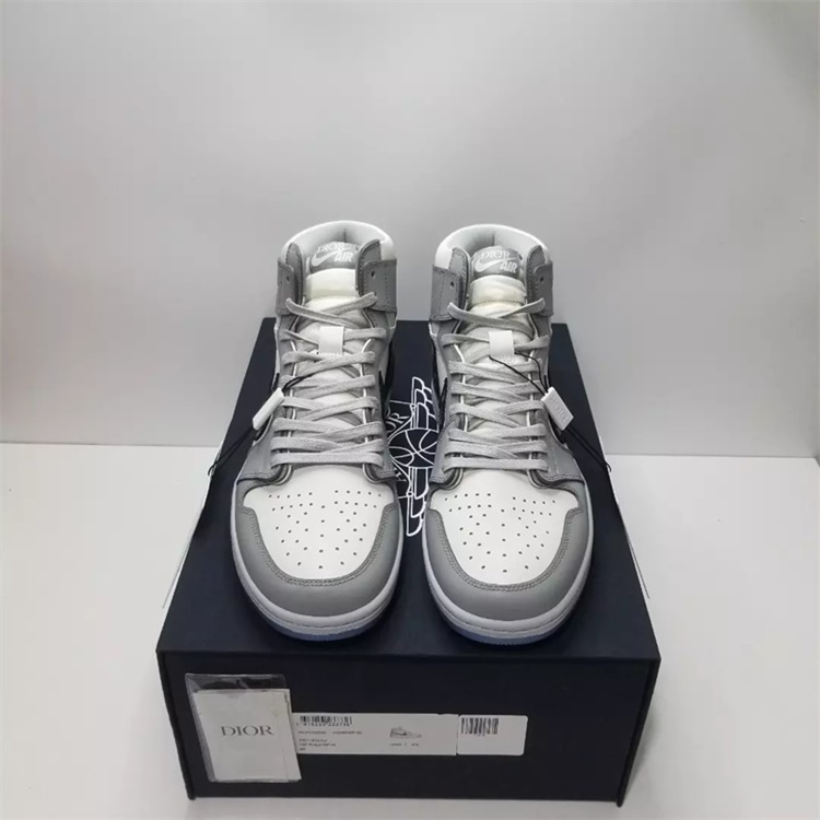  [AIR JORDAN] 에어조던1 레트로 하이 OG x 디올 DIOR CN8607-002 남녀공용 (PK공장)