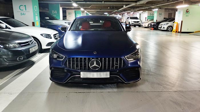  4도어 슈퍼 쿠페 벤츠 AMG GT 63s