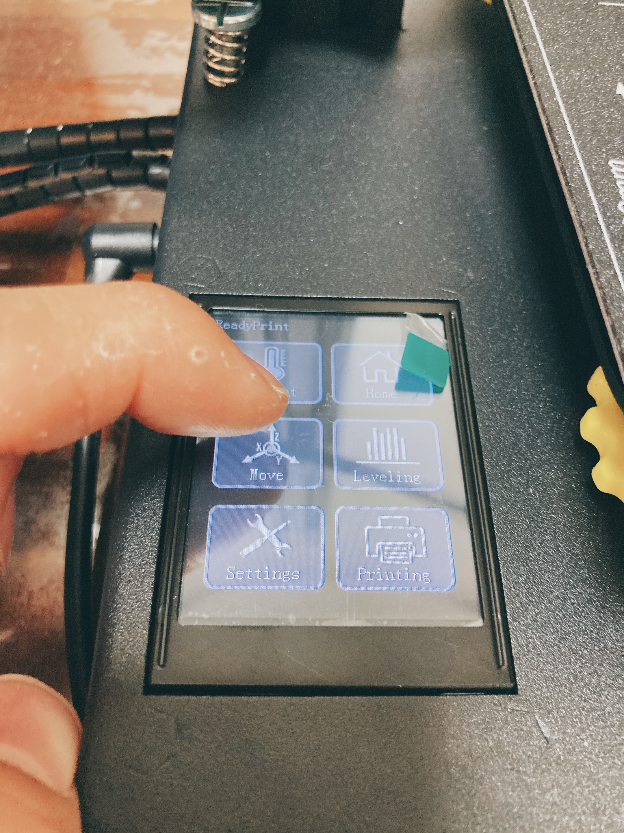 킹룬 KP3S 필라멘트 교체 방법_익스트루더 밀어내기 위한 메뉴 위치1