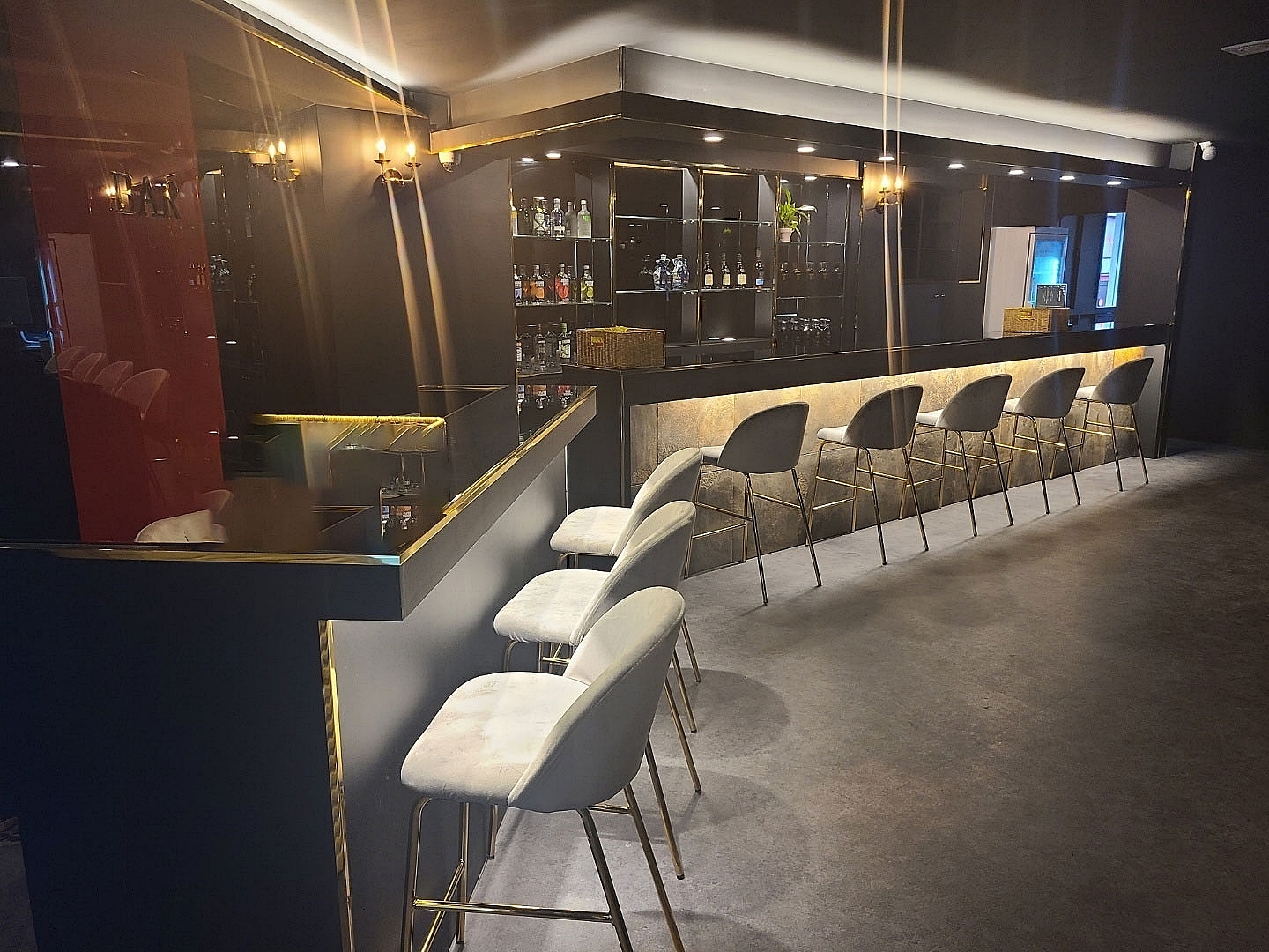  좌동 장산역 바 블랙(BLACK BAR) | 장산역모던바 토킹바 혼술