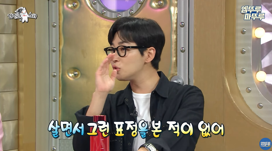 어릴때 맞고 자란 기억밖에 없는 남동생이 갑자기 커서 명품백을 사주었다...jpg | 인스티즈