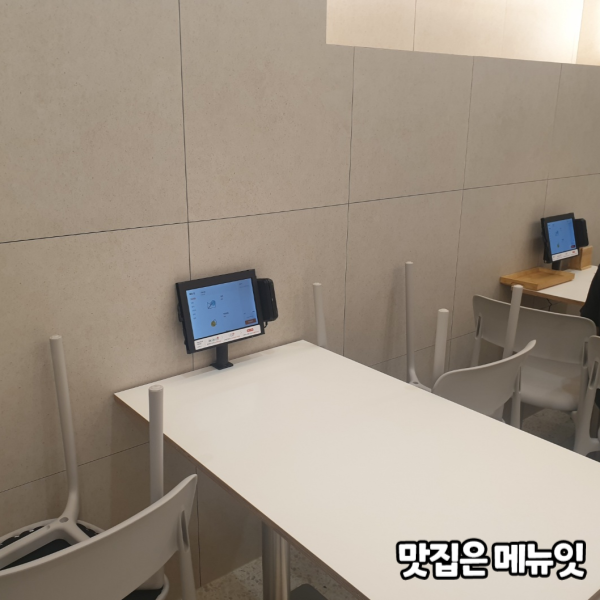  러이포 여의도맛집 선불형 테이블오더 메뉴잇 설치 사례
