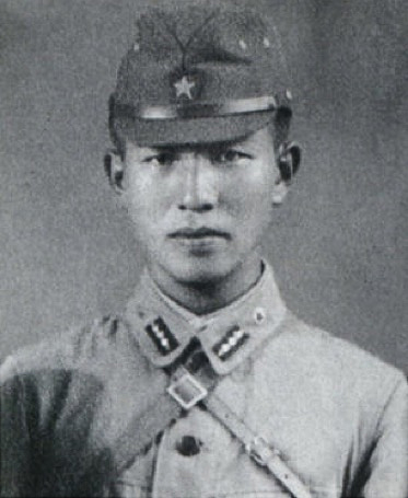 필리핀 루방 섬에서 작전 수행 중 이었던 &quot;오노다 히로&quot; 중위.