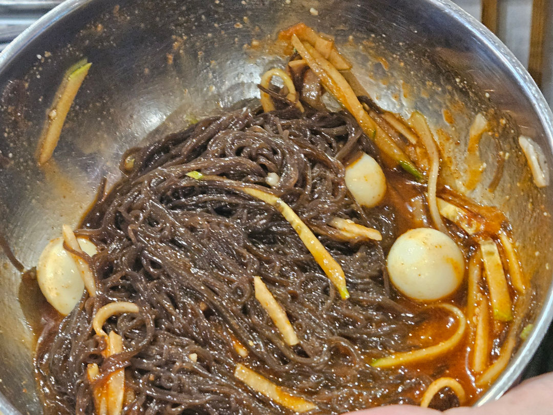 양심소 비빔냉면