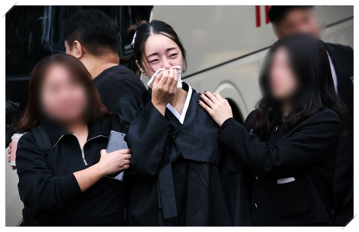 김수미 발인식 눈물의 현장&amp;#44; 가족 사항과 아들 며느리 서효림