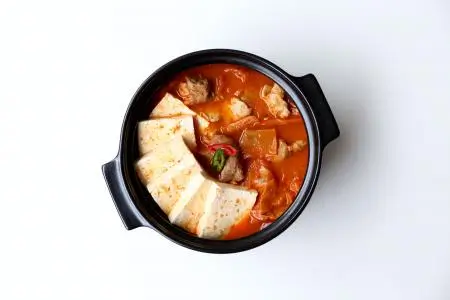  [입맛 사로잡는 맛] 전라도 김치찌개 레시피 완벽 공개! 칼칼한 맛의 비결은?