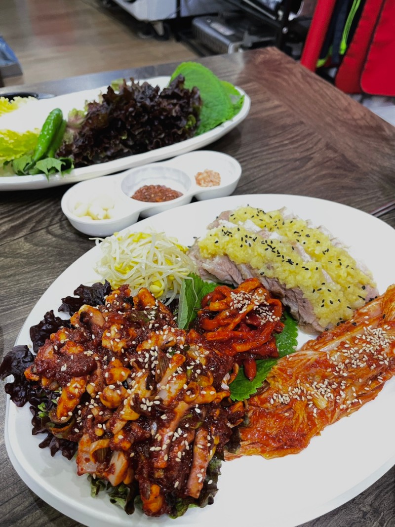  광안리 _ 보쌈맛집으로 유명한 석화촌 내돈내산 후기