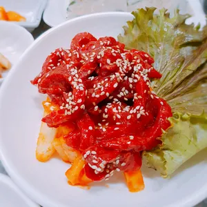 돌집식당 내부