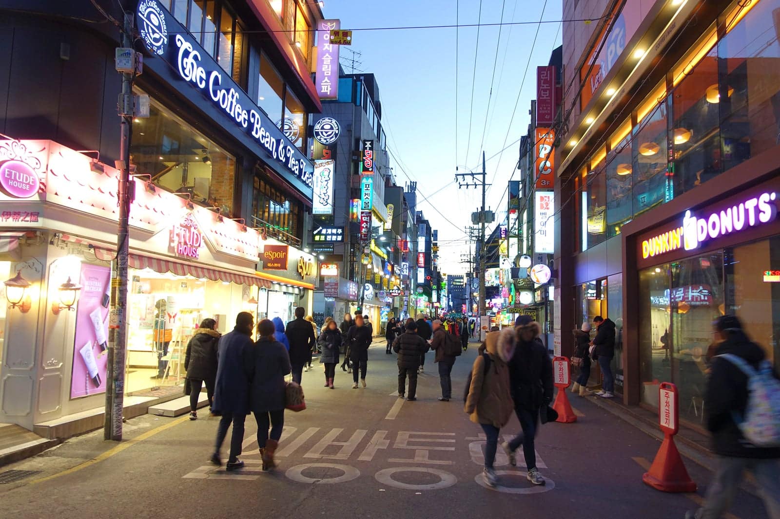 9 Best Night Street Experiences in Seoul