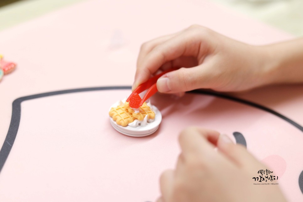 집에서 할수있는 미술놀이 그립톡 만들기 13