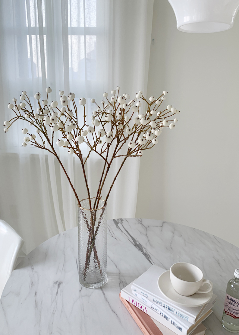 흰과일나무 가지 조화 장식 겨울 감성 인테리어 13