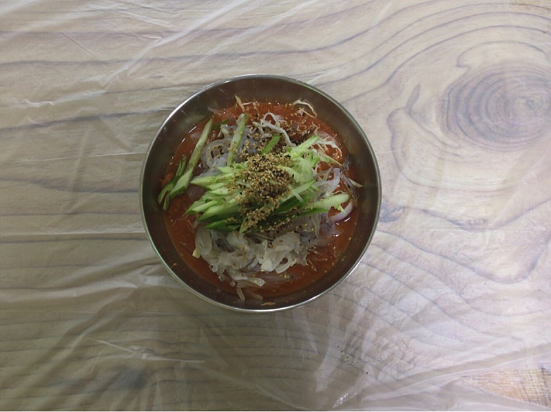  어부의 끼니, 오징어물회(Cold Raw Squid Soup)