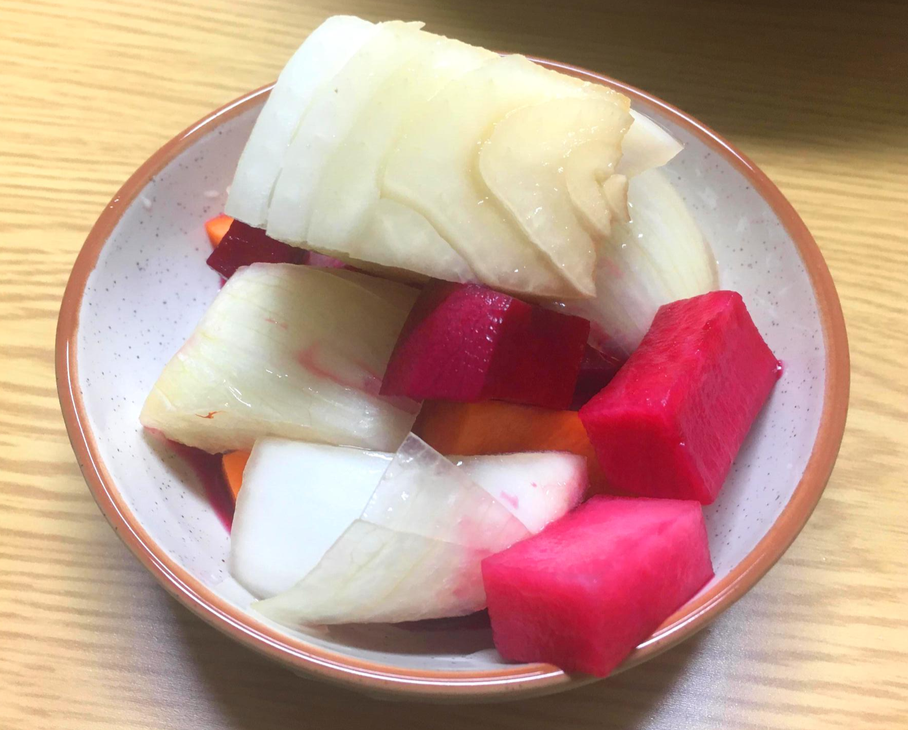  수제 비트 피클, 피클링 스파이스 없이 피클 만들기!