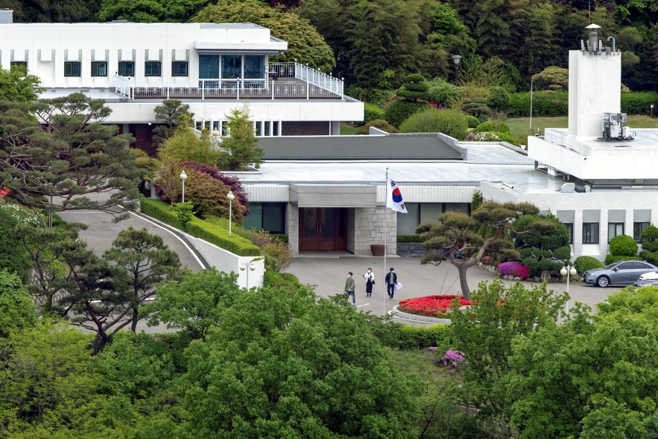  [단독] 3시간 만에 이뤄진 '대통령 관저 공사' 계약