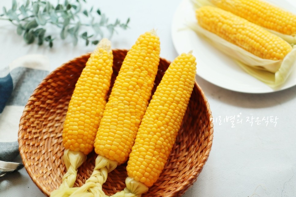 초당옥수수를 삶는 방법, 전자레인지에 먹는 방법, 저장 방법 3