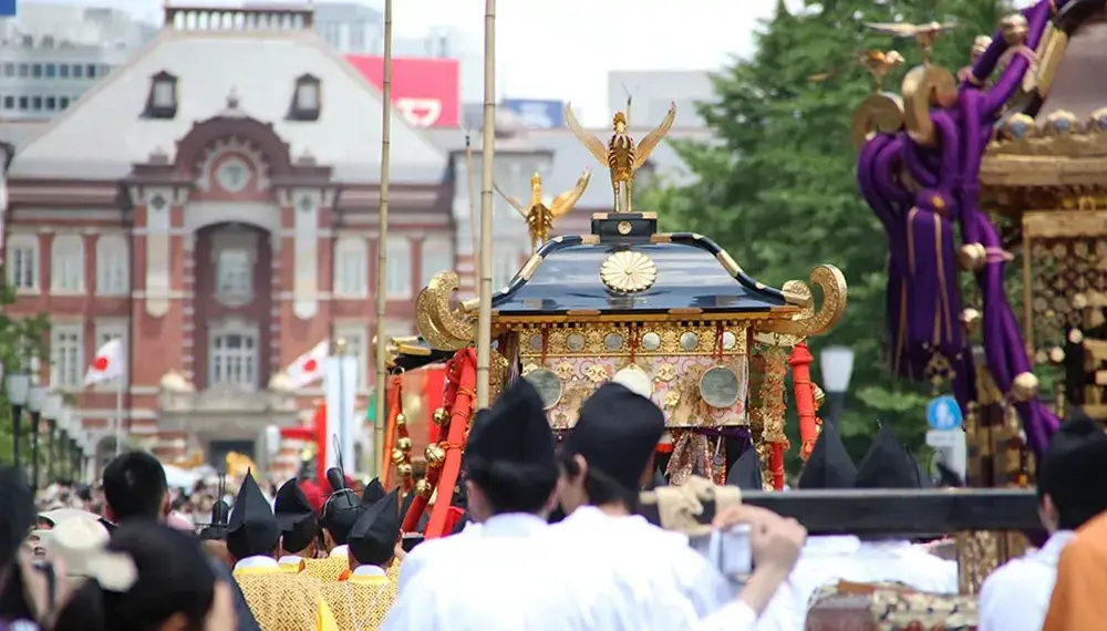 산왕 축제 (山王まつり)