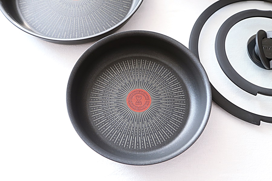 식탁 위 플레이팅까지 완벽! 테팔매직핸즈 인덕션 후라이팬세트 19