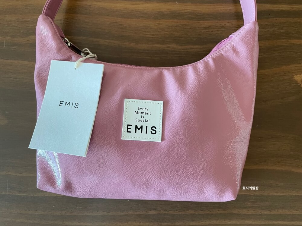 EMIS 이미스 에나멜 호보백 핑크색 - 상품 정면 모습