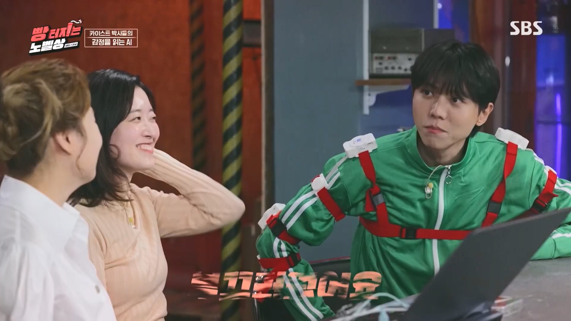 SBS 스페셜.최종.E659.231112p.H264-F1RST.mp4_20231114_204735.857.jpg