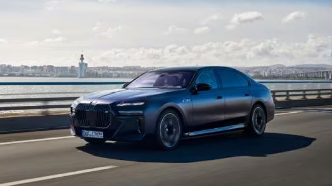 2023 BMW i7 포토