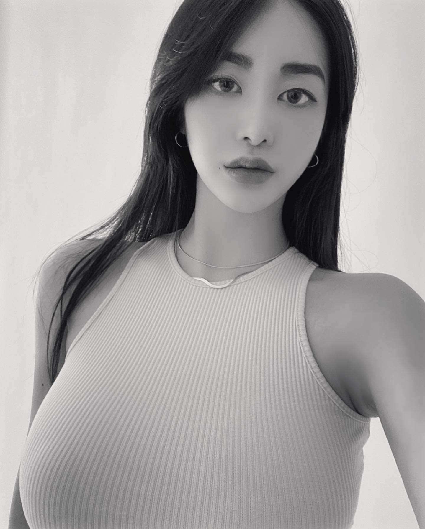  사이즈가 남다른 불꽃여자 최하린