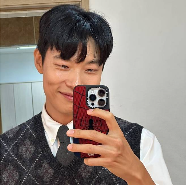 류준열 한소희
