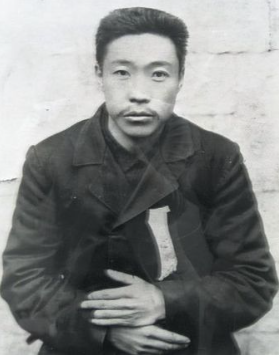 1910년경 뤼순 감옥에 수감중이던 안중근