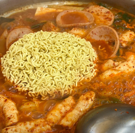 오늘N 위대한일터 대전 벌컨포 부대찌개 맛집