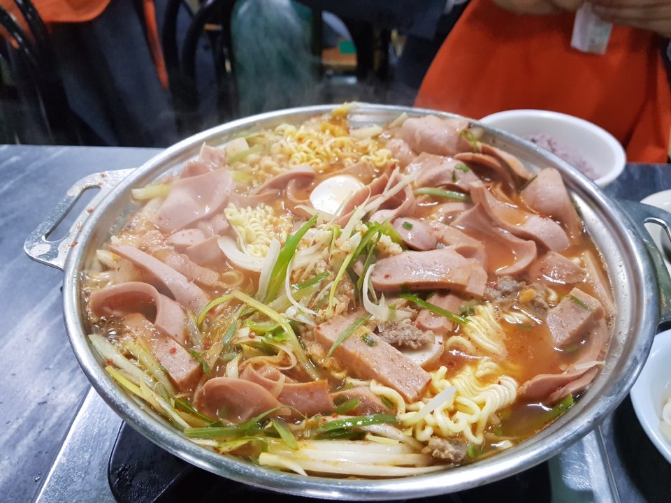  [여의도 맛집] 수요미식회 방영된 여의도 부대찌개 희정식당!!!
