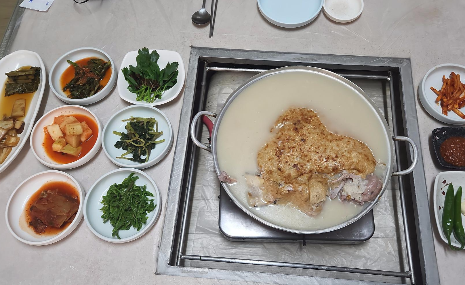  맛과 건강을 다 잡은 누룽지백숙 맛집 창원 새벽촌