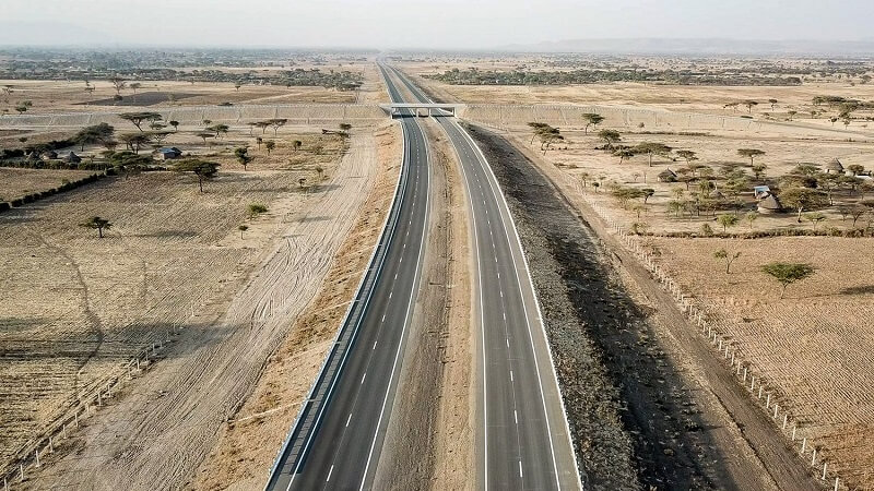  대우건설 시공, 에티오피아 ‘메키-즈웨이 고속도로’ 본선 개통  VIDEO: Ethiopia Meki-Zeway Expressway Main line openings