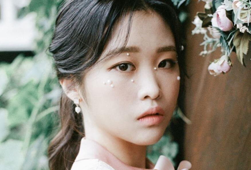 12. 1..(금) 19시 가수라인업 중 한분인 백예슬 사진입니다.