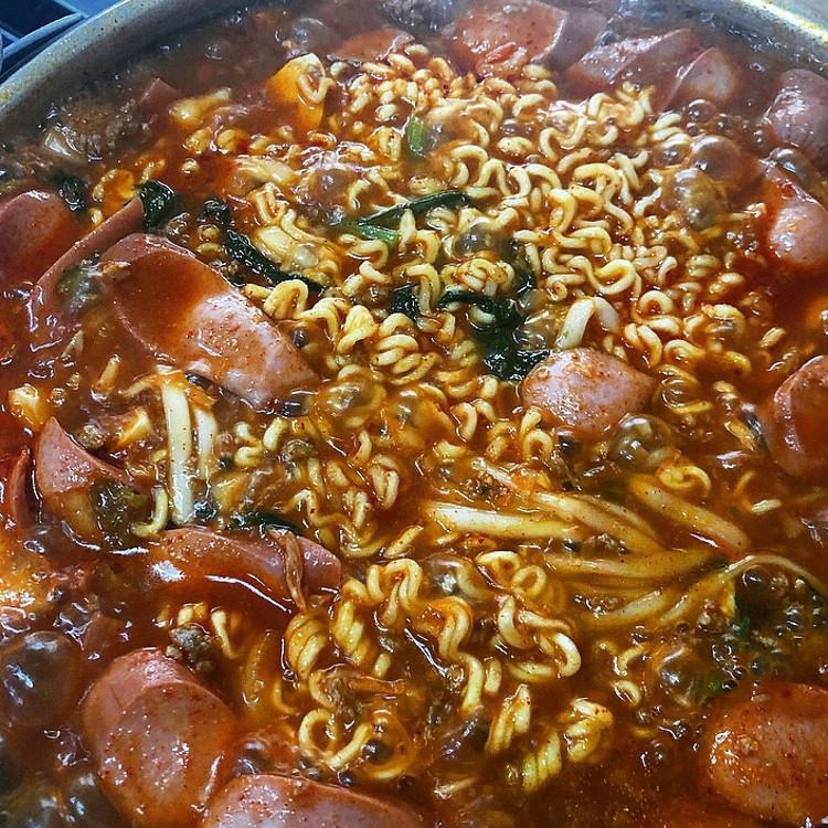 부대찌개