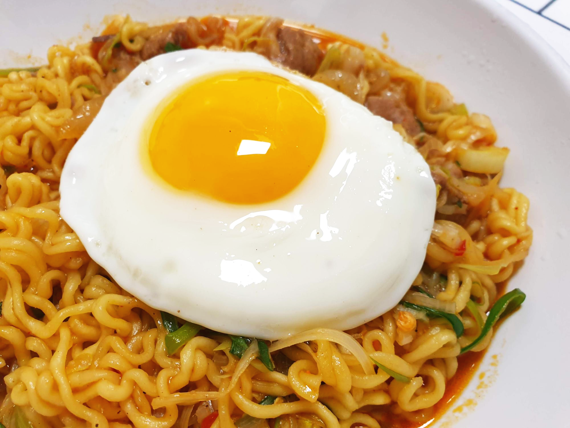  돼지고기 목살 신라면으로 초간단 볶음면 만들기