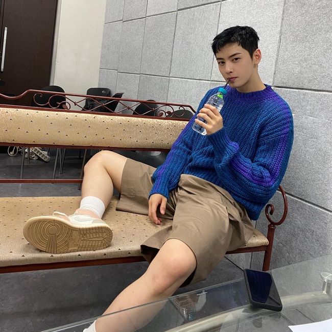  차은우, 짧은 머리도 완벽 소화...1초만에 빠져드는 비주얼