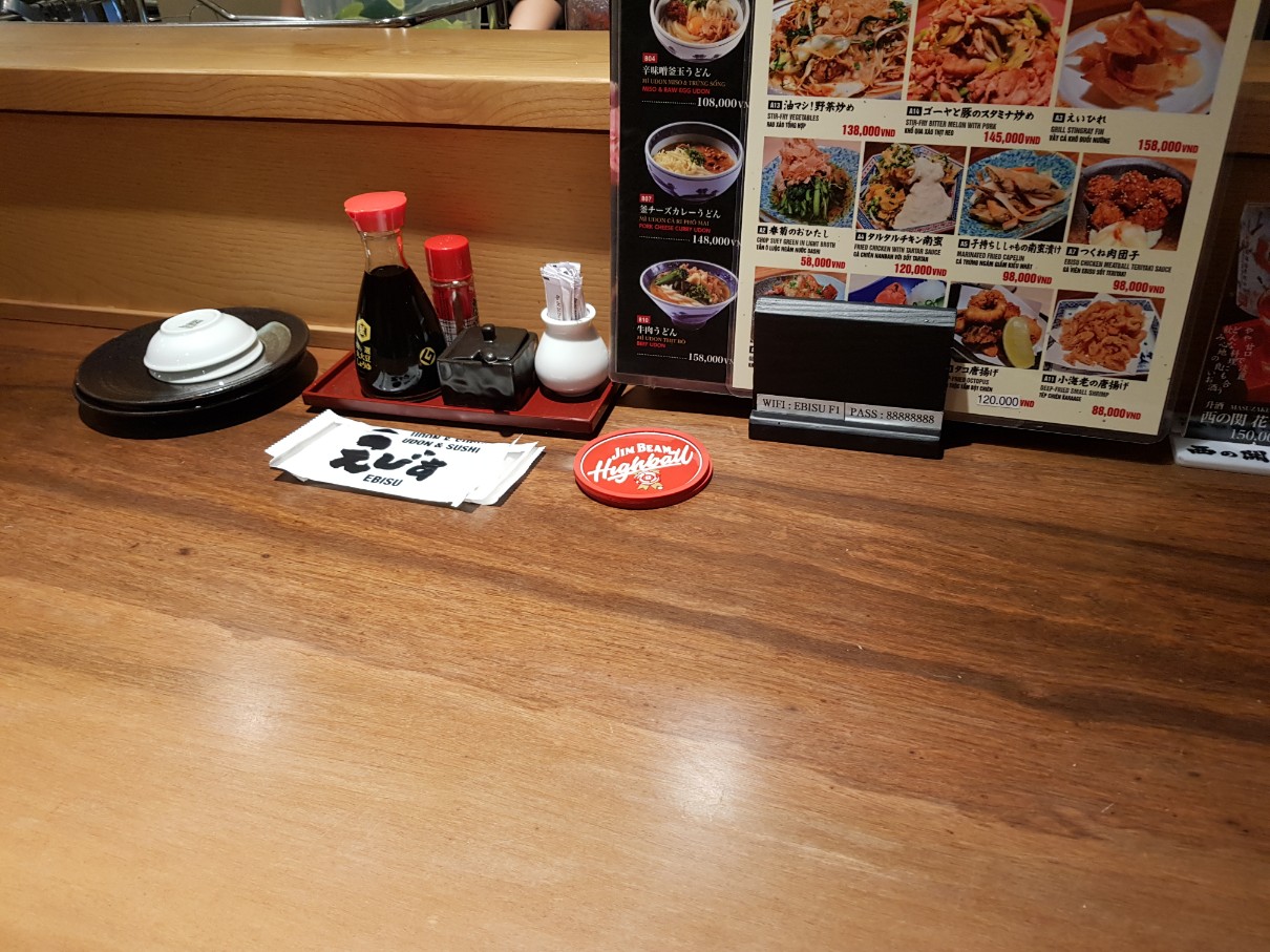 호치민 1군 레탄톤 일본인 거리 우동 맛집 에비수(EBISU) - 바테이블