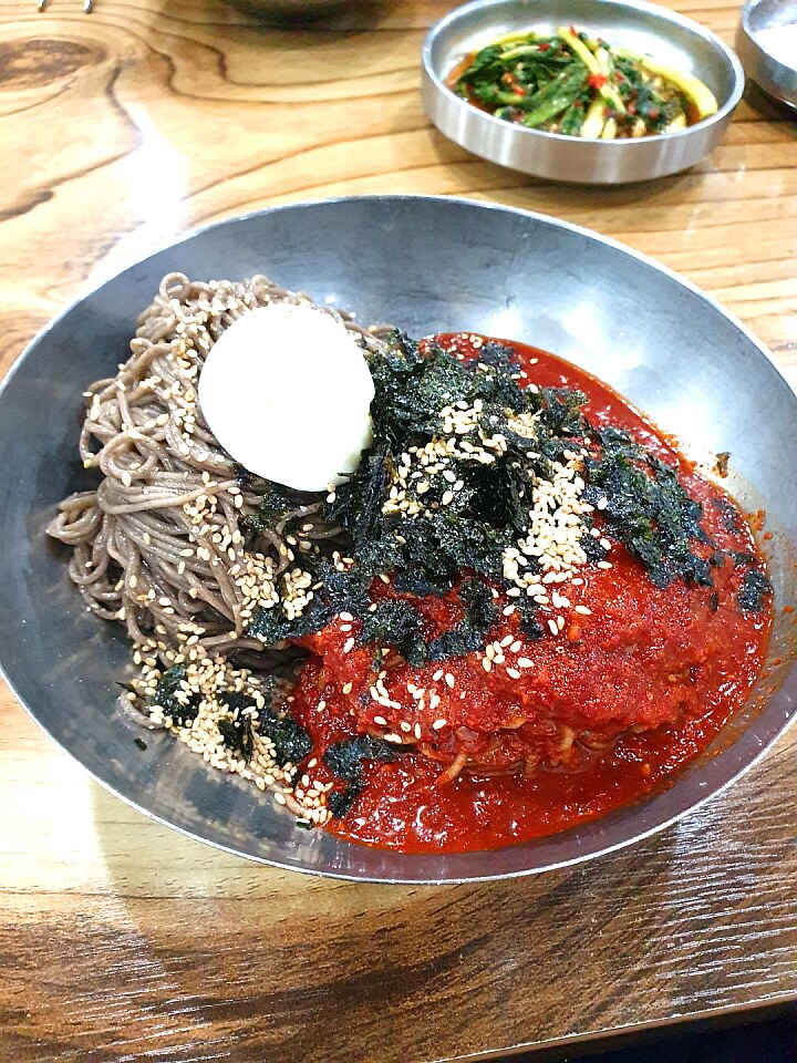 비빔막국수