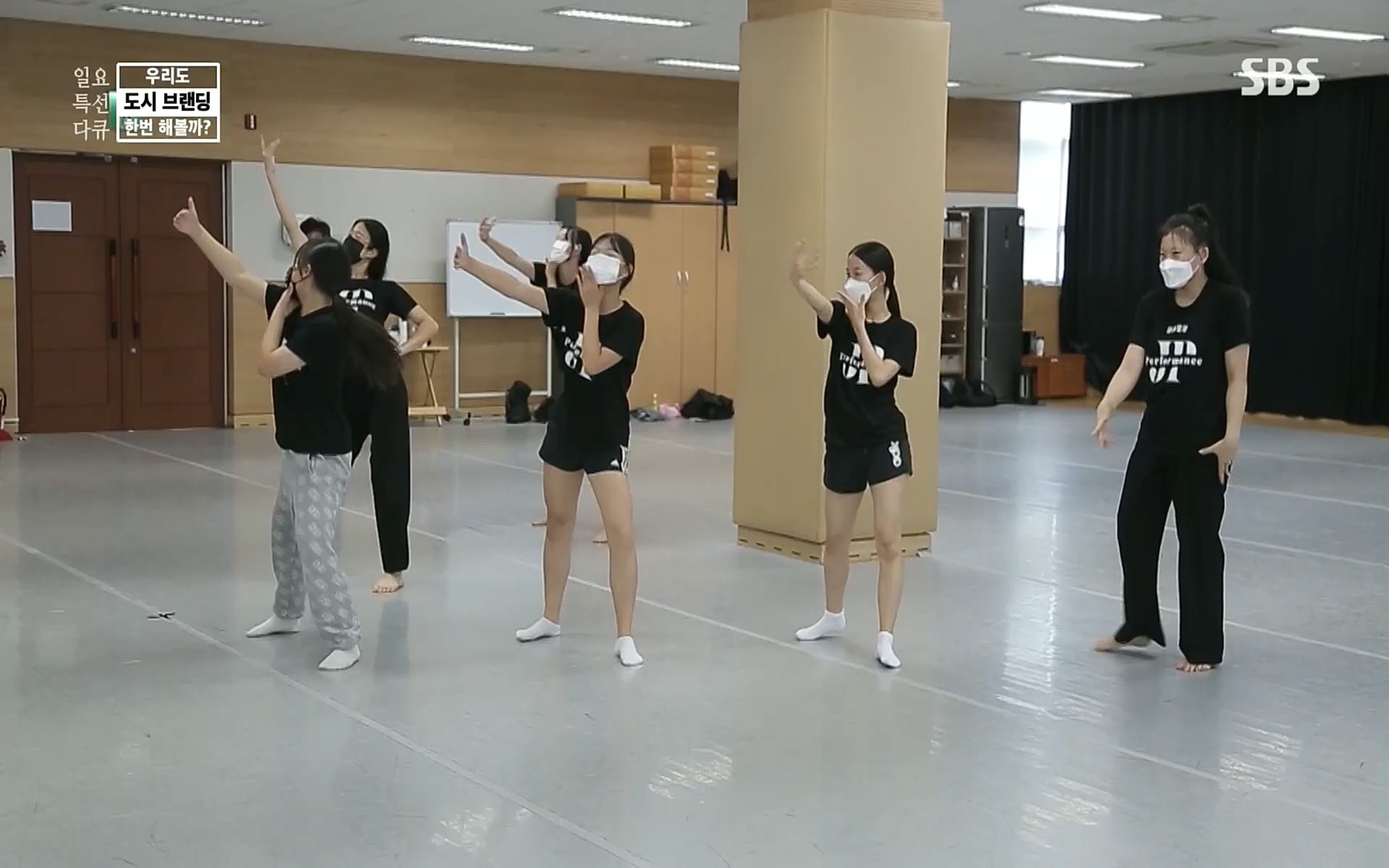 일요 특선 다큐멘터리.E287.220911p.H264-F1RST.mp4_20220912_135050.623.jpg