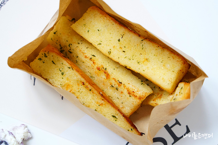 나는 경주의 유명한 레스토랑인 올리안 경주에서 파스타를 샀다. 2