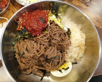 막국수 닭무침 닭곰탕